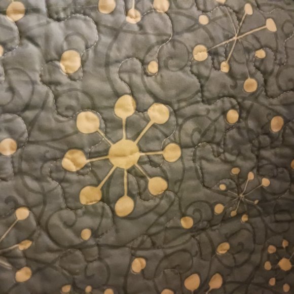 Debbie Mumm Fabric Designer Snowman and Evergreen Trees large quilt 86x82